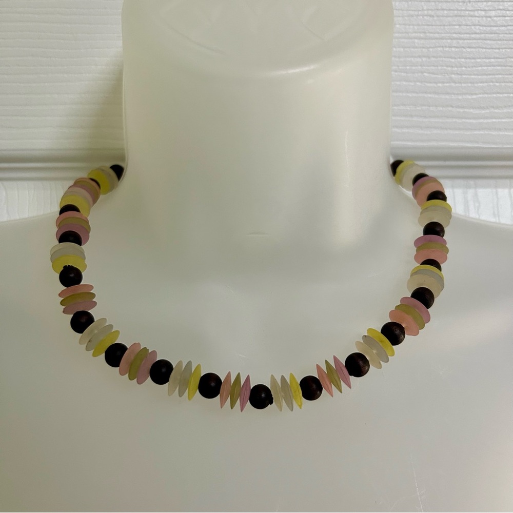 17” Multi Color Beaded Necklace Brown Pink Green Purple Barrel Screw Closure